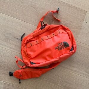 The North Face Base Camp Voyager Sling Bag